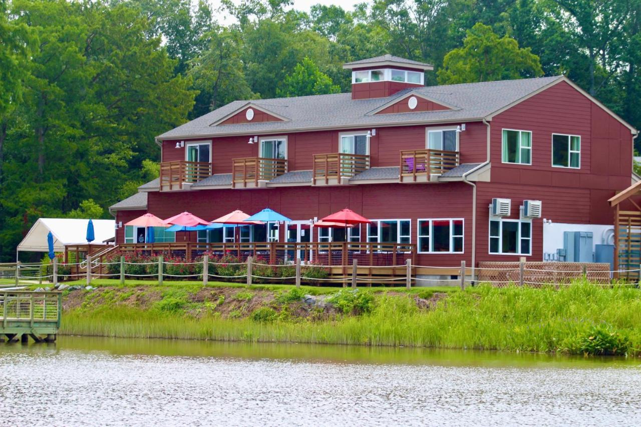 Hotel Surry Seafood Company Exteriér fotografie